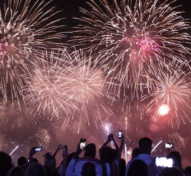 Imagem - Uso de fogos no Réveillon exige atenção para evitar acidentes; confira dicas e cuidados