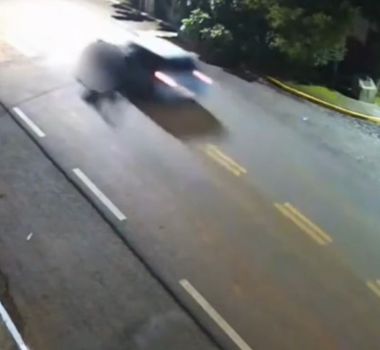 Imagem - Vídeo: policial é arrastado por carro durante fuga de abordagem no Noroeste do RS