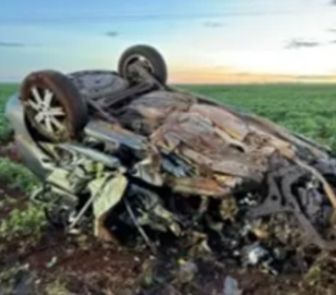 Imagem - Colisão frontal mata seis integrantes de uma mesma família no norte do Paraná