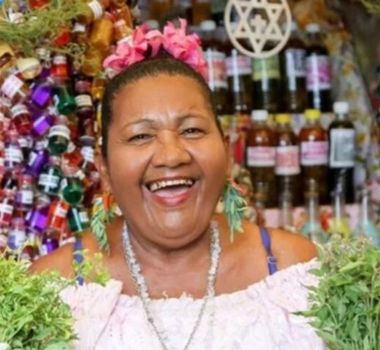 Imagem - Saiba quem é Dona Coló, erveira histórica que morreu nesta terça