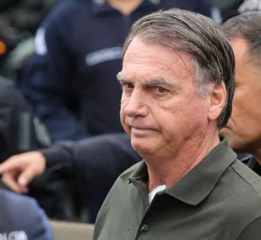 Imagem - Bolsonaro apresenta melhora, reduz crises de soluço e deve receber alta