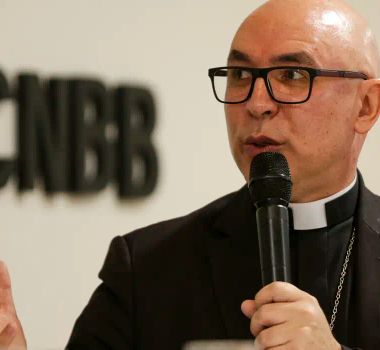 Imagem - CNBB defende democracia e alerta para 'graves retrocessos' no Brasil