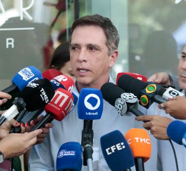 Imagem - Bolsonaro deve ter alta nesta quinta e retornar à cela na PF