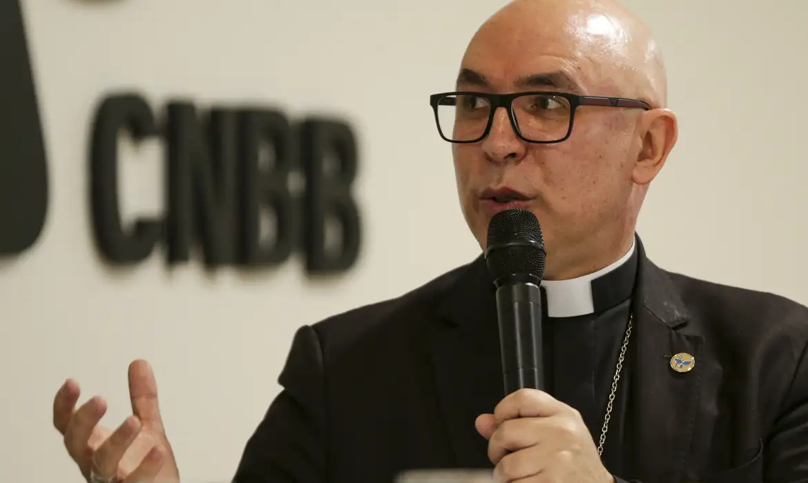 CNBB também aponta avanços, como fortalecimento do SUS -