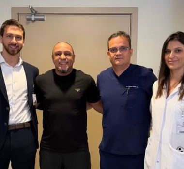Imagem - Ex-jogador Roberto Carlos recebe alta após cirurgia cardíaca