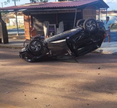 Imagem - Vídeo: idosos ficam feridos após colidir carro com outro veículo em Igarapé-Açu