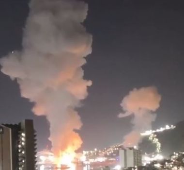 Imagem - Caracas é alvo de explosões durante ataque dos Estados Unidos; veja