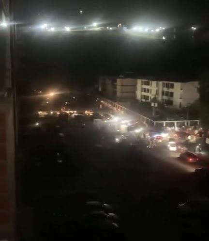 Imagem - População tenta sair de Caracas após ofensiva militar dos EUA; veja