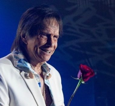 Imagem - Roberto Carlos testa positivo para Covid-19 e segue em repouso