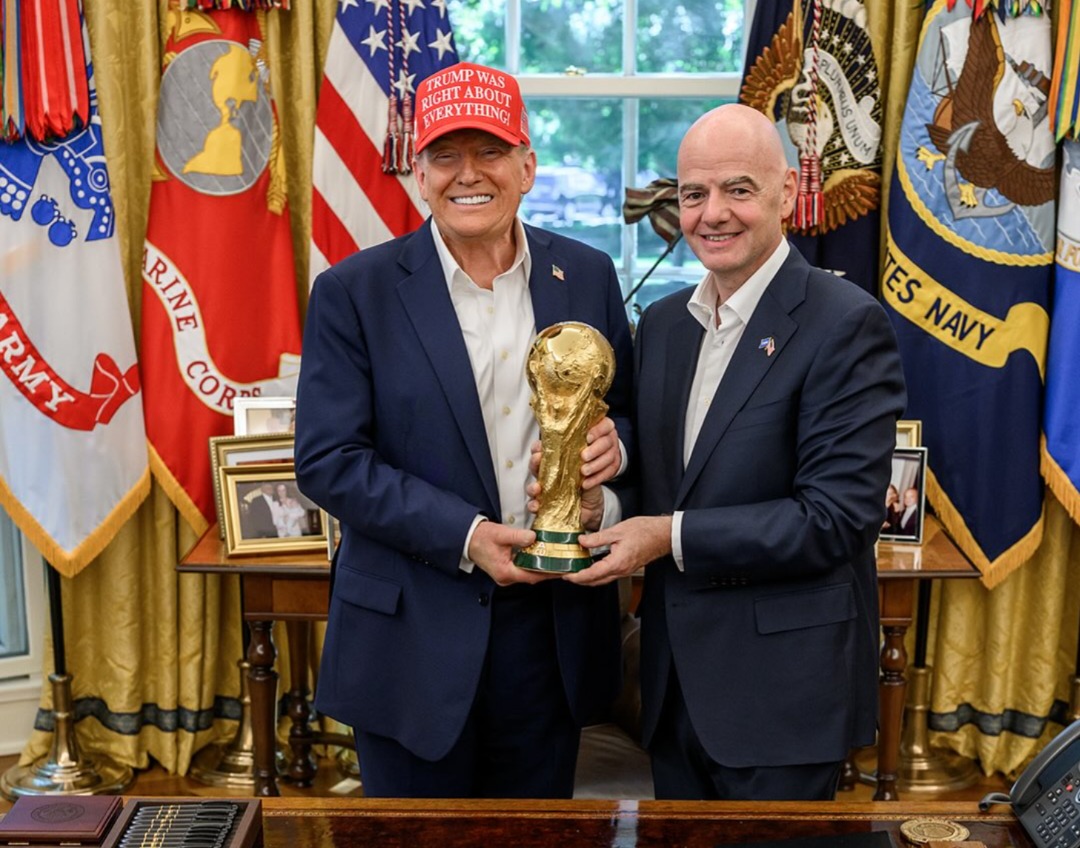 Imagem - Deputado dos EUA pede esclarecimentos a Infantino sobre relação entre Fifa e Trump, diz jornal