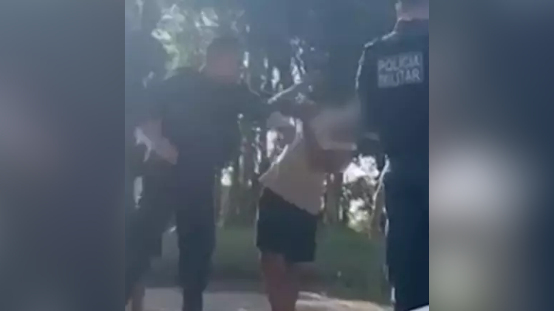 Caso ocorreu no último domingo (4) e foi registrado em vídeo por testemunhas