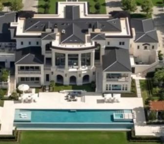 Imagem - Pai de Daniel Vorcaro negocia mansão de 180 milhões de dólares nos Estados Unidos