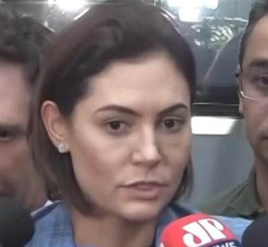 Imagem - Michelle sobre estado de Bolsonaro: 'vi ele pedindo para Deus levá-lo'