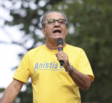 Imagem - Moraes notifica Malafaia por falas contra comandante do Exército