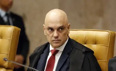 Além disso, o magistrado determinou que a Polícia Federal (PF) ouça, no prazo de até dez dias, o presidente da entidade responsável pela abertura do procedimento.