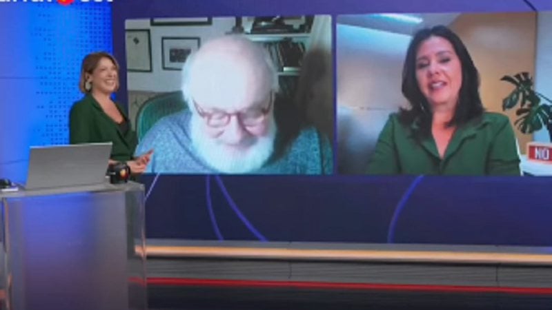 (Daniele Lima durante apresentação de seu programa no UOL)