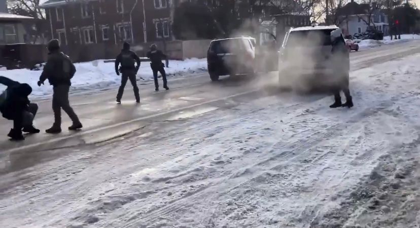 O caso ocorreu em meio a uma operação de fiscalização migratória na cidade.