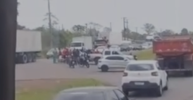 Ocorrência afeta o fluxo no sentido Belém e exige atenção redobrada dos motoristas