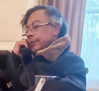 Imagem - Após ameaças e acusações, Trump conversa com presidente colombiano