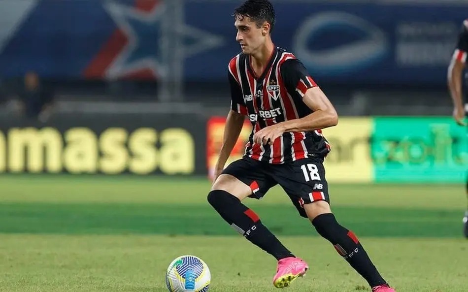 Imagem - São Paulo encaminha venda de Rodriguinho ao Red Bull Bragantino