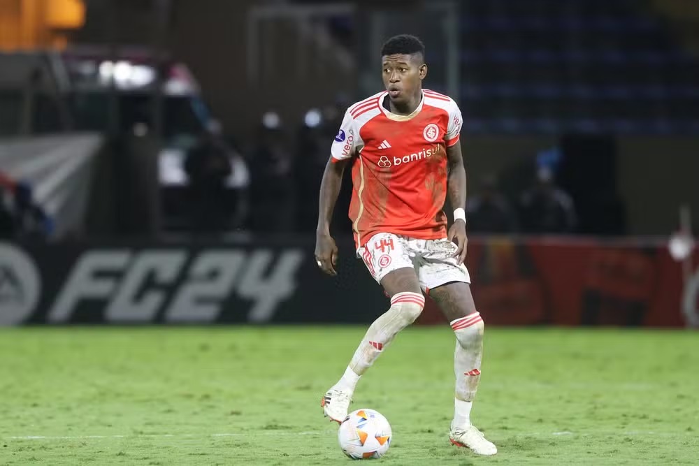 Imagem - Internacional confirma venda de Vitão ao Flamengo em negociação milionária