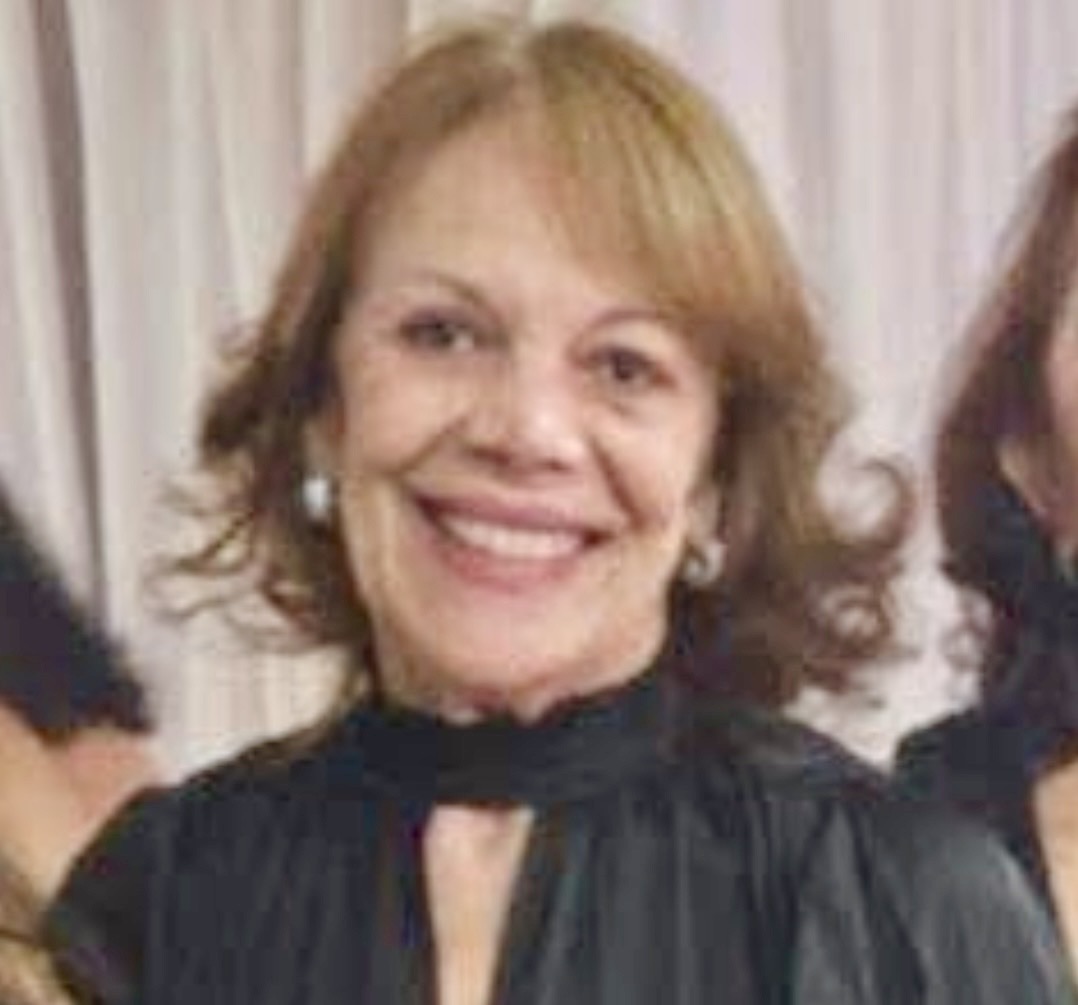 2026 inicia festejando a vida da querida Safira Benzecry. Ela será homenageada pelas amigas, nessa quarta-feira, no The Wine. 