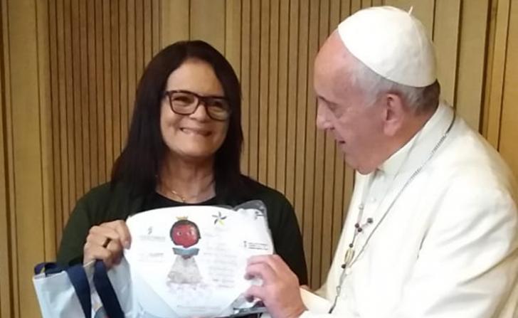 Irmã Henriqueta e o Papa Francisco, em 2019 - 
