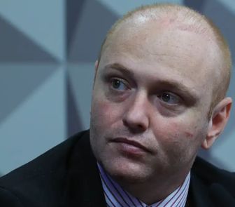 Imagem - Defesa de hacker pede ao STF redução de pena com base em indulto de Natal de Lula