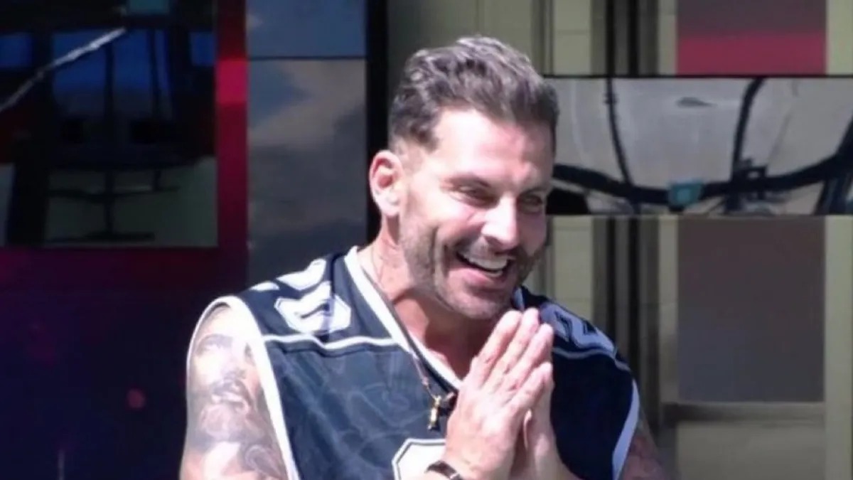 Imagem - Henri Castelli retorna após atendimento médico e convulsiona de novo no BBB26