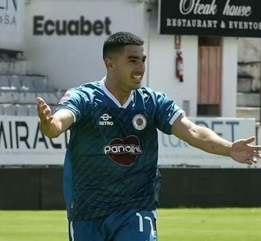 Imagem - Remo acerta empréstimo com opção de compra do atacante argentino Rafael Monti