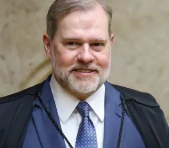 Imagem - Jornalista faz comentário polêmico sobre Dias Toffoli e a investigação do Banco Master