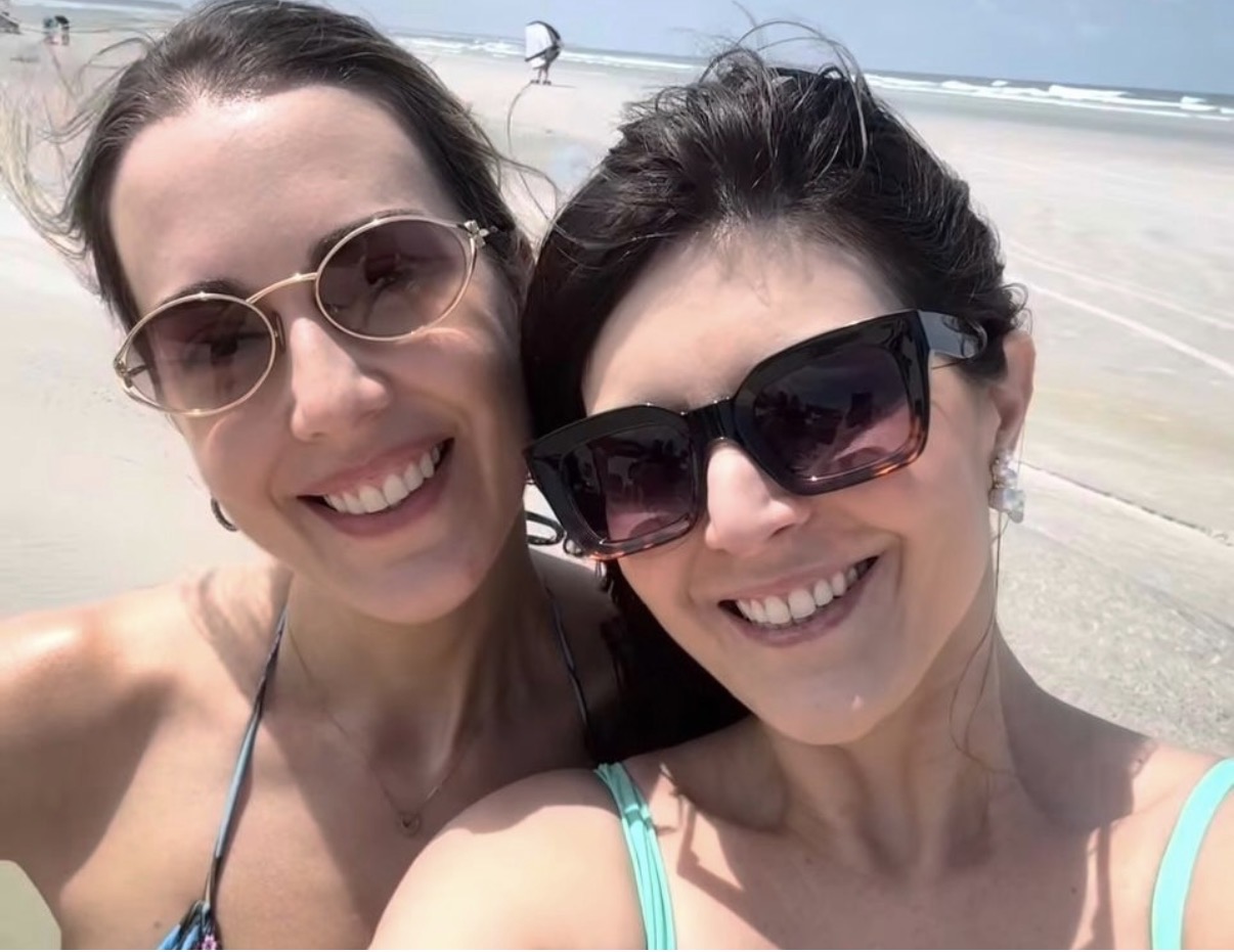 As primas, Paula Maiorana e Raiana Guimarães, curtiram Salinas, nessses primeiros dias de 2026. Já retornaram a Belém e ao trabalho. 