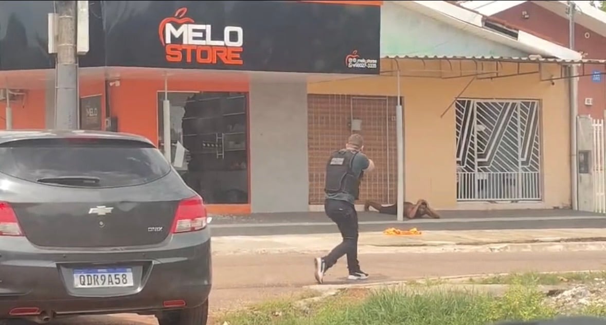 Policial de folga troca tiros com suspeitos e ajuda a conter ação criminosa em Mãe do Rio