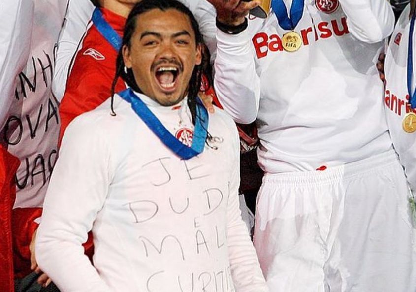 Perdigão foi campeão mundial pelo Internacional - 