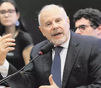 Imagem - Banco Master contratou Guido Mantega com salário milionário após articulação política