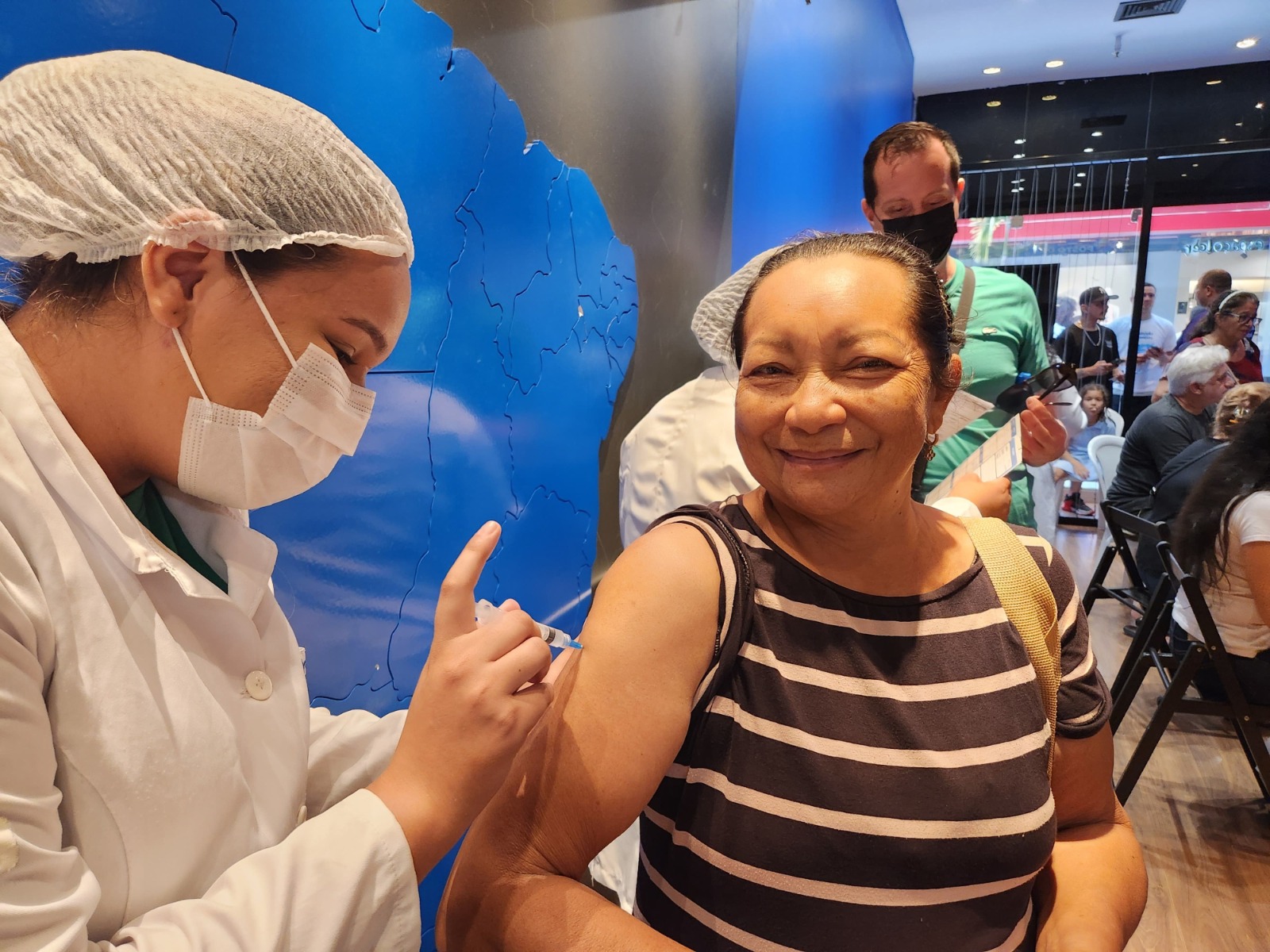 A estratégia é voltada principalmente aos grupos prioritários, como crianças de 6 meses a 6 anos, idosos e gestantes.