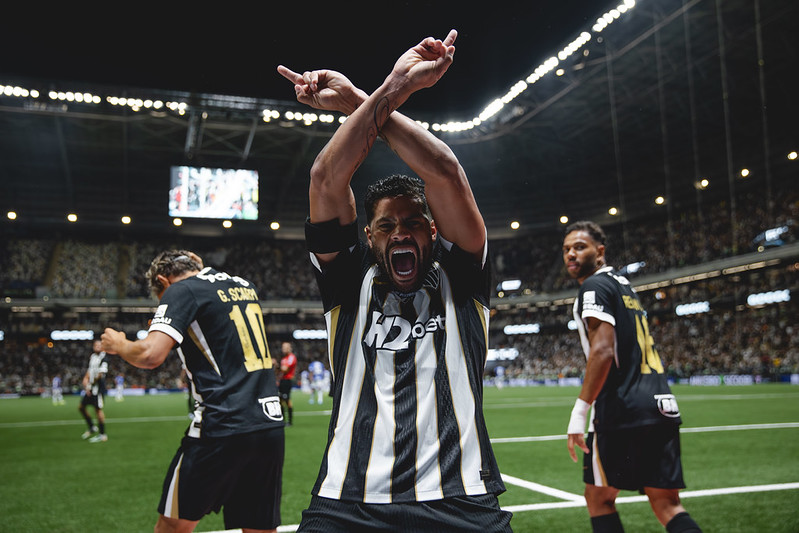 Hulk marcou na vitória do Galo no clássico mineiro - 