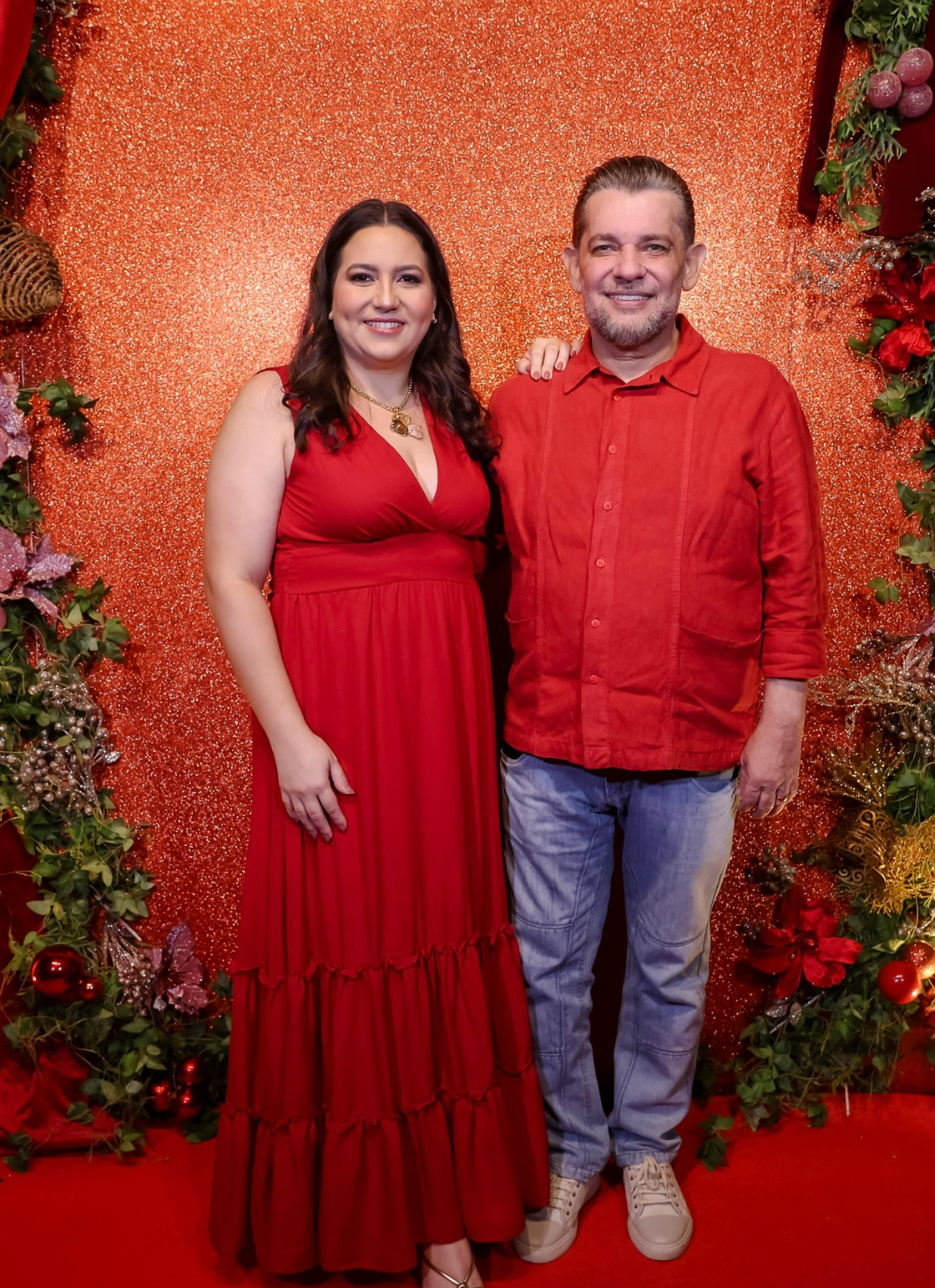 Osvaldo Carvalho e esposa, Danielle Cruz