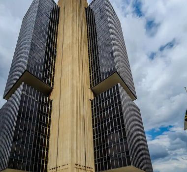 Imagem - Banco Central mantém juros básicos em 15% ao ano pela quinta vez seguida
