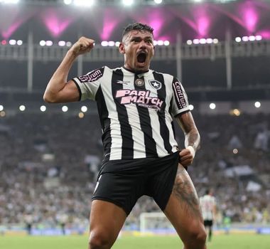 Imagem - Remo encaminha a contratação do ataque Tiquinho Soares, que estava no Santos