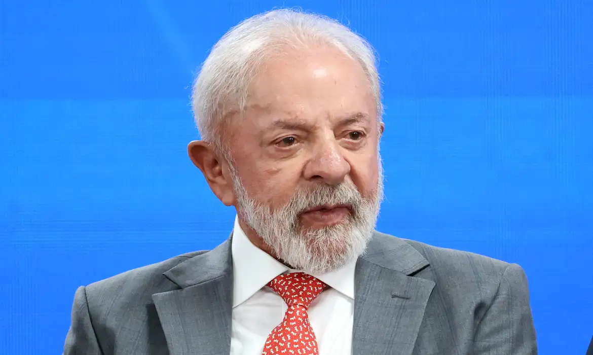 (Presidente da República, Luiz Inácio Lula da Silva) 