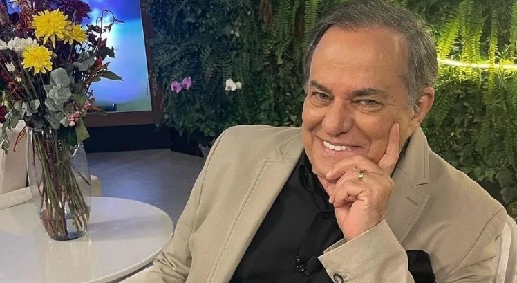 (Ronnie Von, cantor e apresentador)