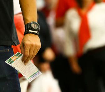 Imagem - Mega-Sena acumula novamente e prêmio principal vai a R$ 115 milhões