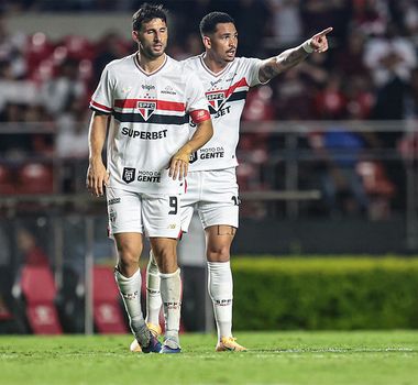 Imagem - São Paulo vira sobre o Flamengo no Morumbis e estreia com vitória no Brasileirão