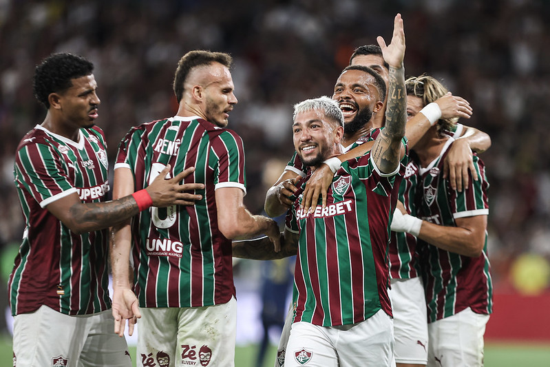 Flu venceu diante da torcida no Maracanã - 