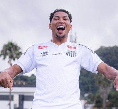 Imagem - Santos anuncia o paraense Rony como novo reforço