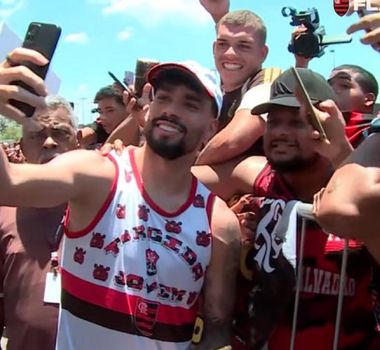 Imagem - Paquetá escolhe camisa 20 no retorno ao Flamengo em homenagem a Vini Jr