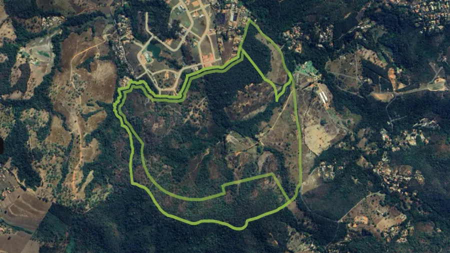 Imagem - Fundo ligado ao Banco Master atribui valor milionário a terreno embargado em Minas