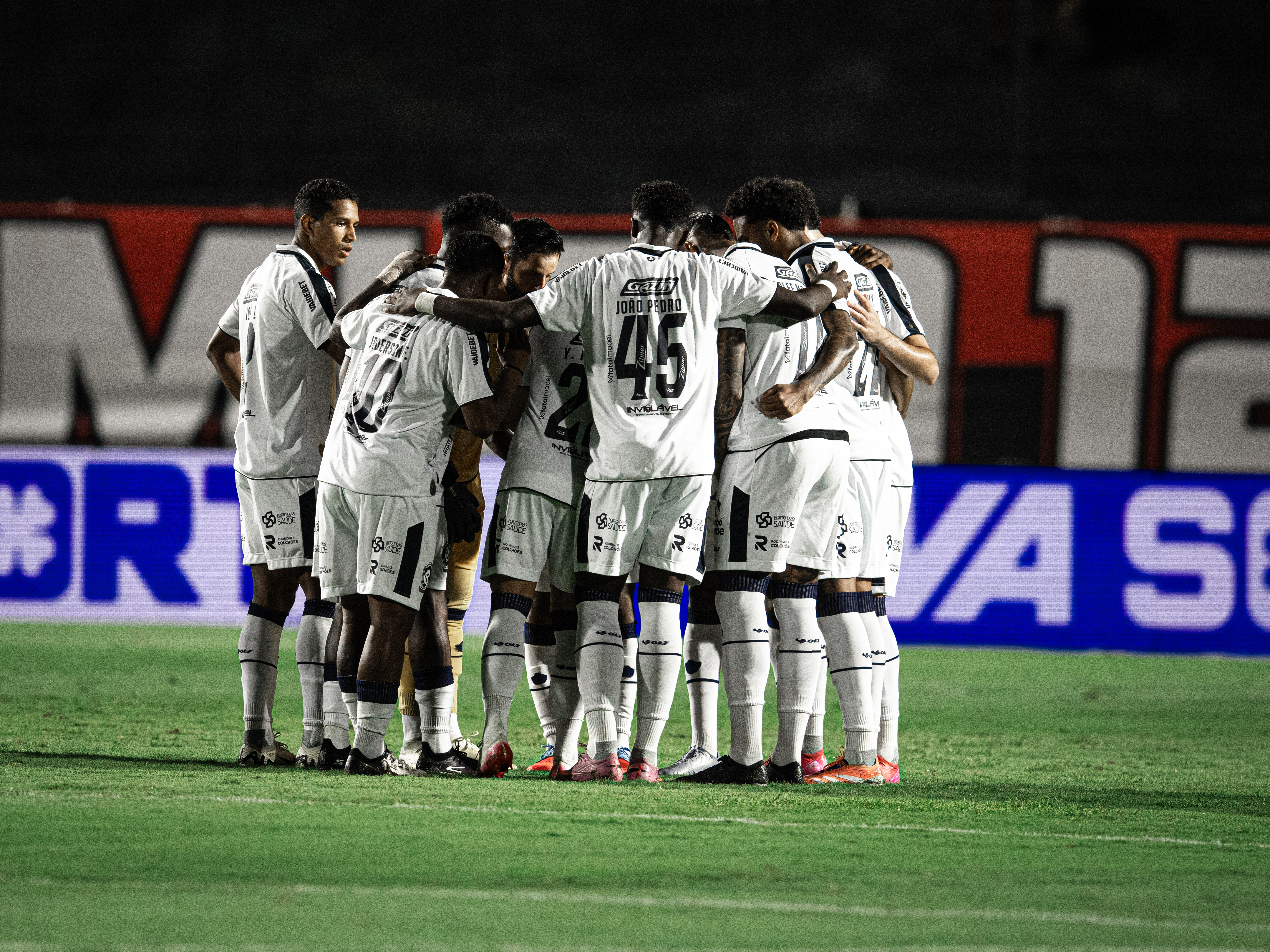 Leão tem vários jogadores que vão reforçar o elenco - 