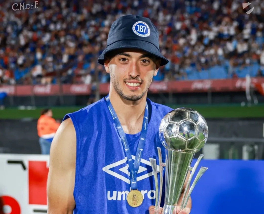 Mais um uruguaio chega ao Leão -